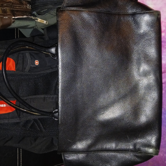 Kate Spade Leather Briefcase with Structured Design - Picture 5 of 5